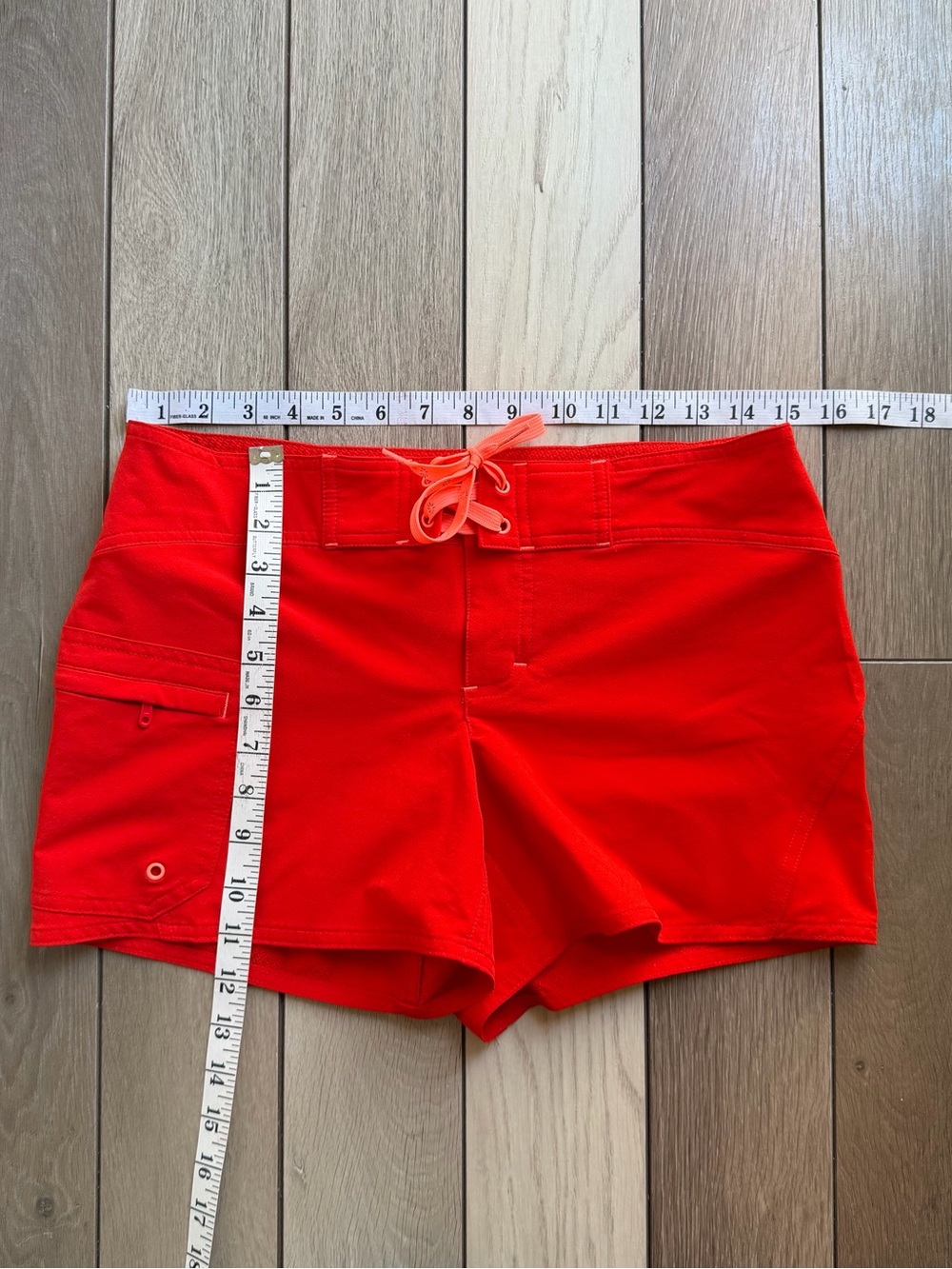 Athleta Clearwater 4" Short - Picture 5 of 8
